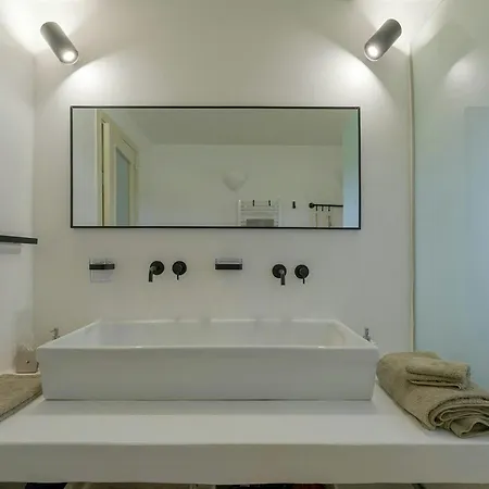 Mediterranean With Pool & Sauna Near Сasa de vacaciones Ostuni