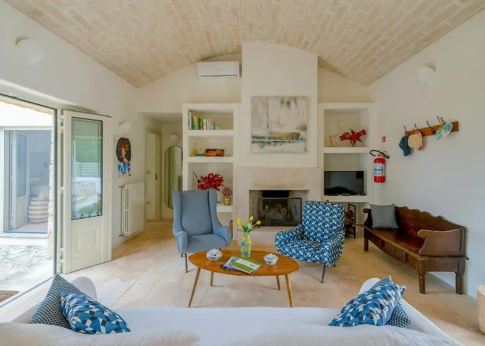 בית נופש Mediterranean Villa With Pool & Sauna Near Ostuni