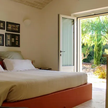 Among Olive Groves With Sauna And Pool Ostuni