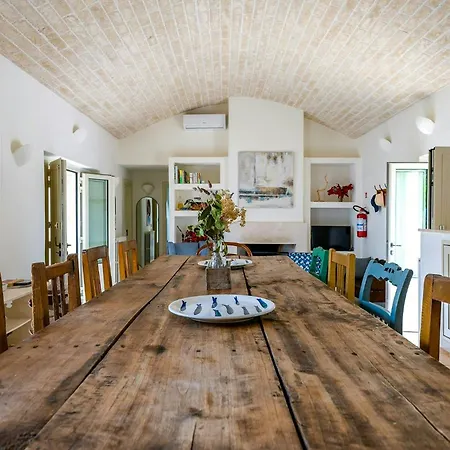 Mediterranean Villa With Pool & Sauna Near Ostuni Сasa de vacaciones *